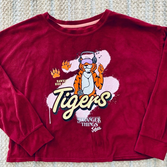 Justice stranger things pj set - Picture 7 of 7